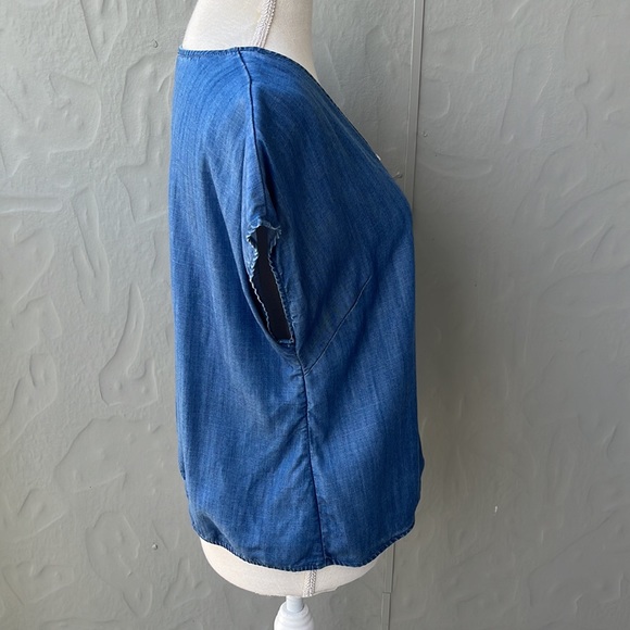 Talbots Button Up Tie Front Chambray Top Blue M Petite - Picture 4 of 7